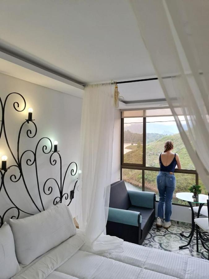 Guatapé Piedra Del Penol Hotel מראה חיצוני תמונה