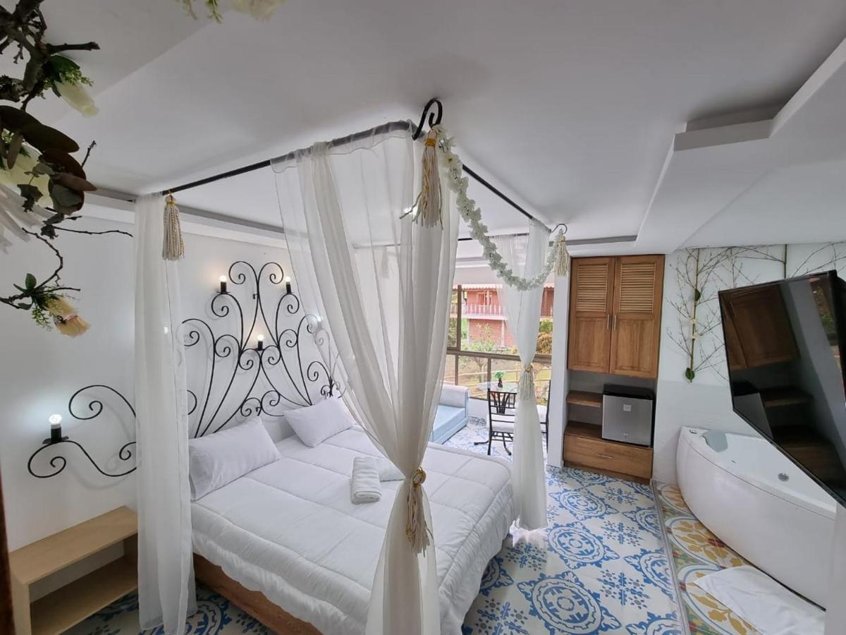 Guatapé Piedra Del Penol Hotel מראה חיצוני תמונה