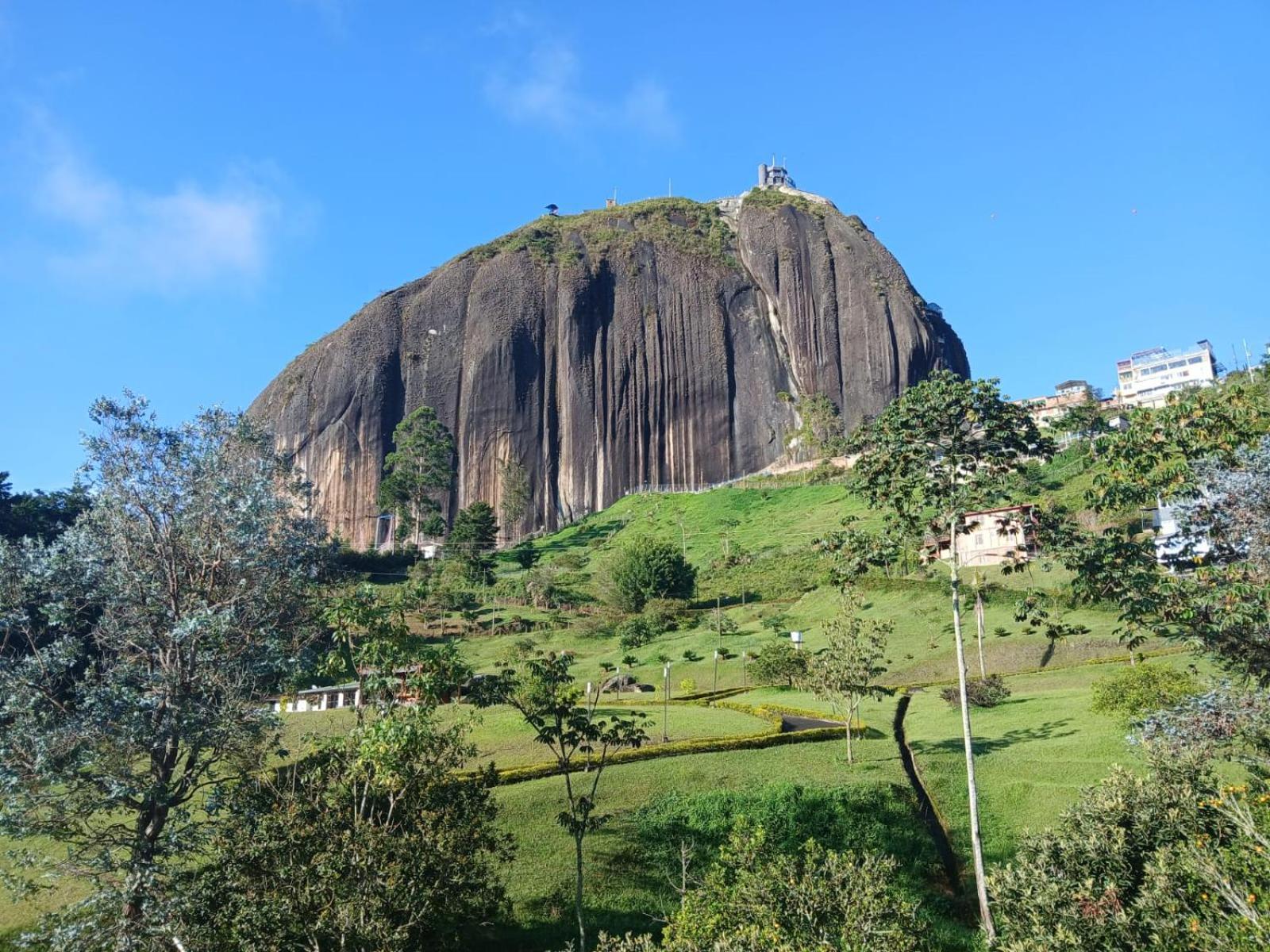 Guatapé Piedra Del Penol Hotel מראה חיצוני תמונה