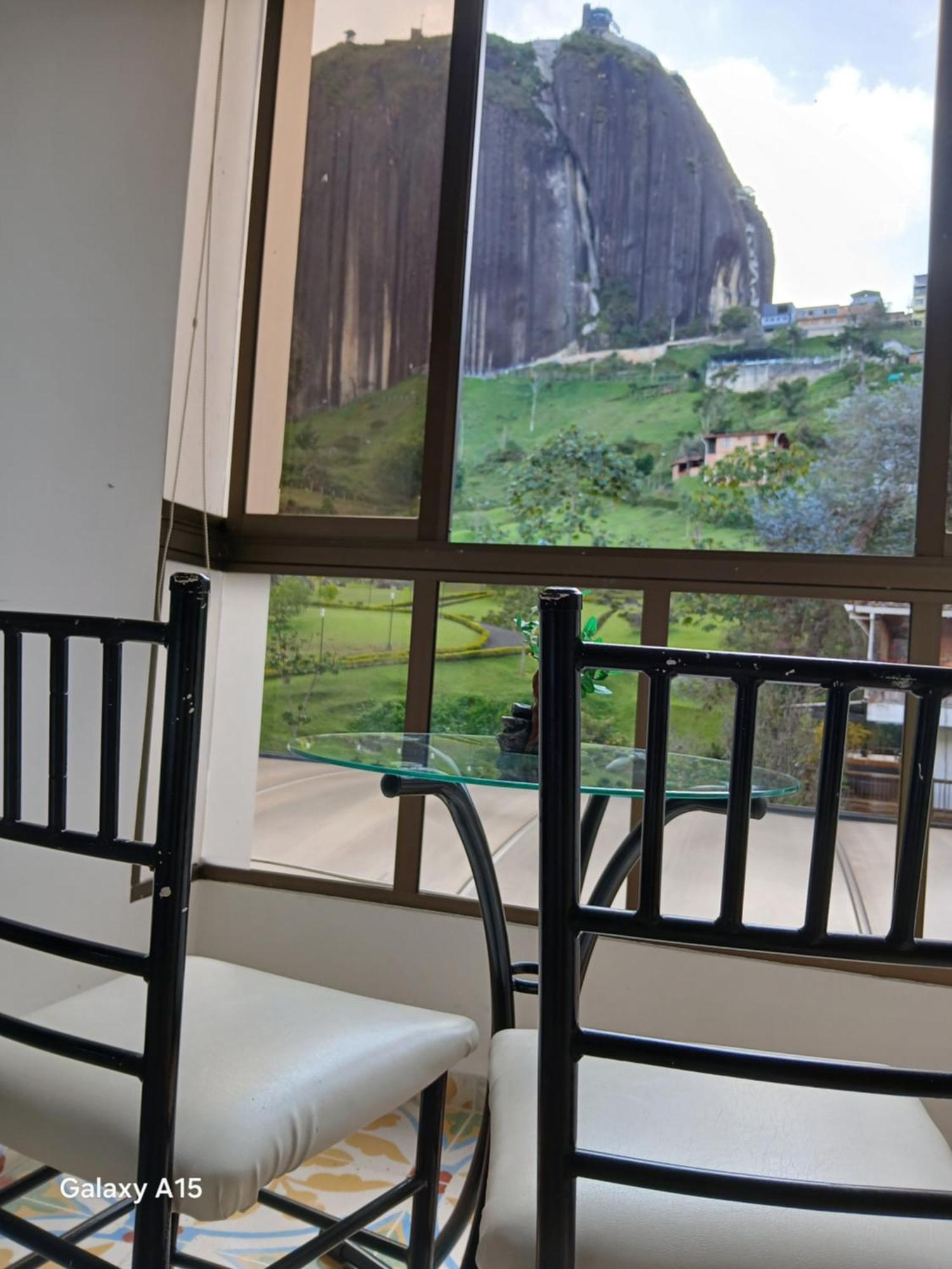 Guatapé Piedra Del Penol Hotel מראה חיצוני תמונה